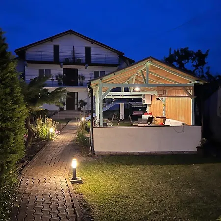 Πανσιόν Casa Coman 3*